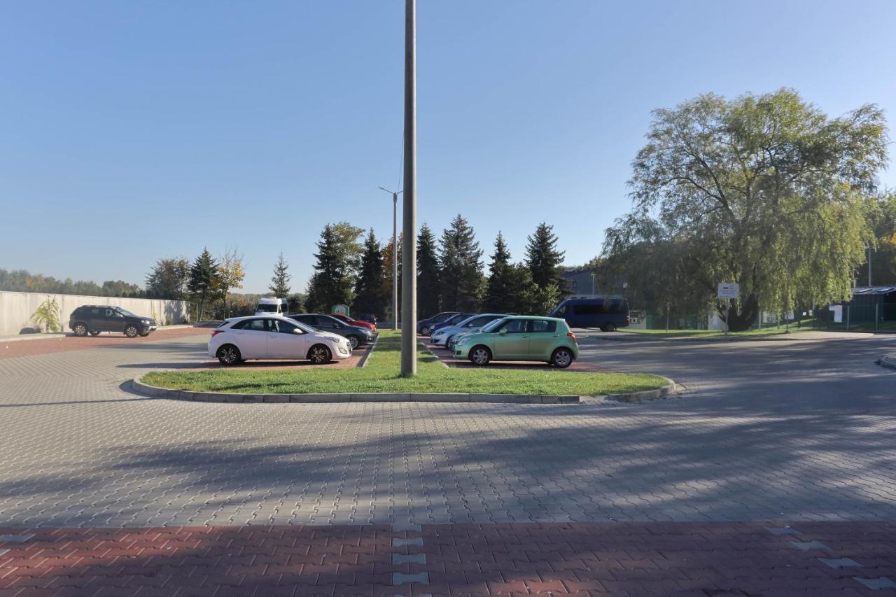 Pawilon Sportowo Turystyczny Kalwarianka Hostel Kalwaria Zebrzydowska Exterior photo